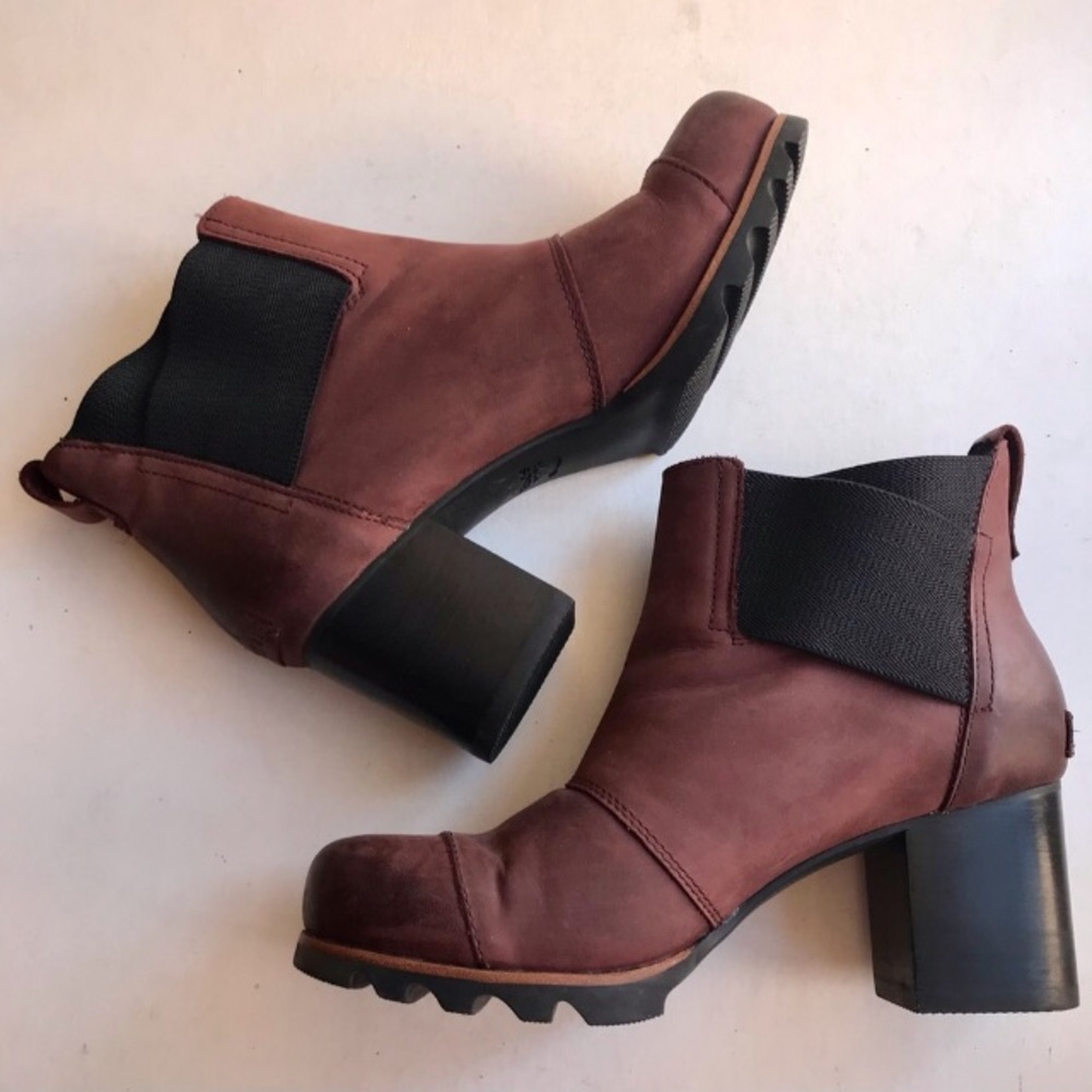 Sorel Boots S-10 Addington Chelsea Burgundy Heeled Ankle Booties - Picture 3 of 7